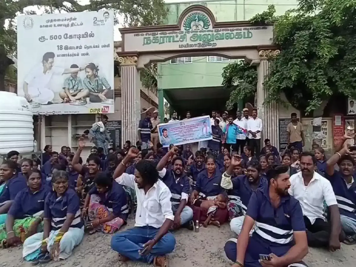 இந்த தொழிலுக்கும் வந்த வட மாநிலத்தவர்கள் - மயிலையில் கொந்தளித்த பணியாளர்கள் 