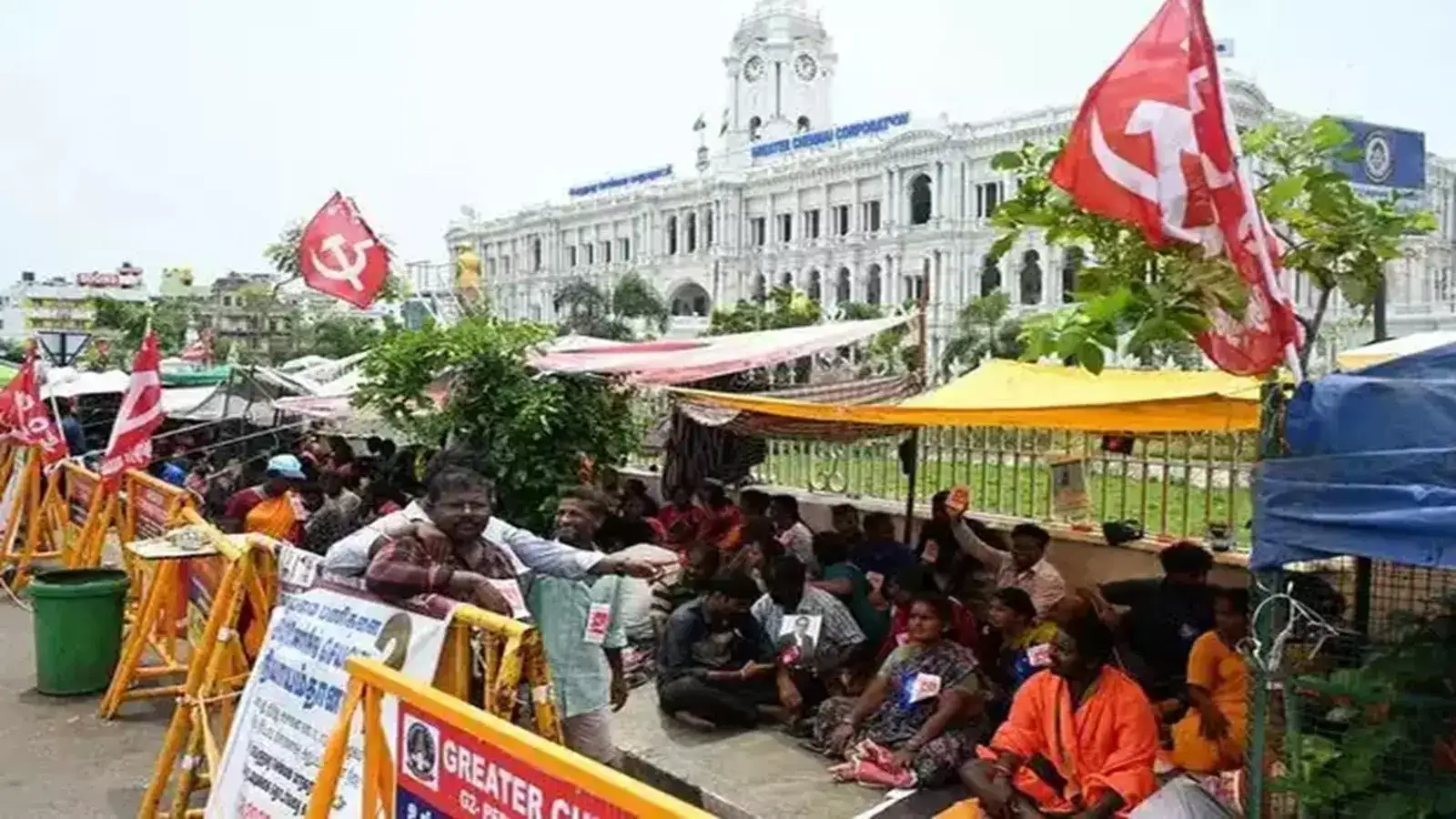 சென்னையில் தூய்மை பணியாளர்கள் போராட்டம்: மாநகராட்சியின் முடிவு என்ன? மக்கள் வைக்கும் கோரிக்கை! 