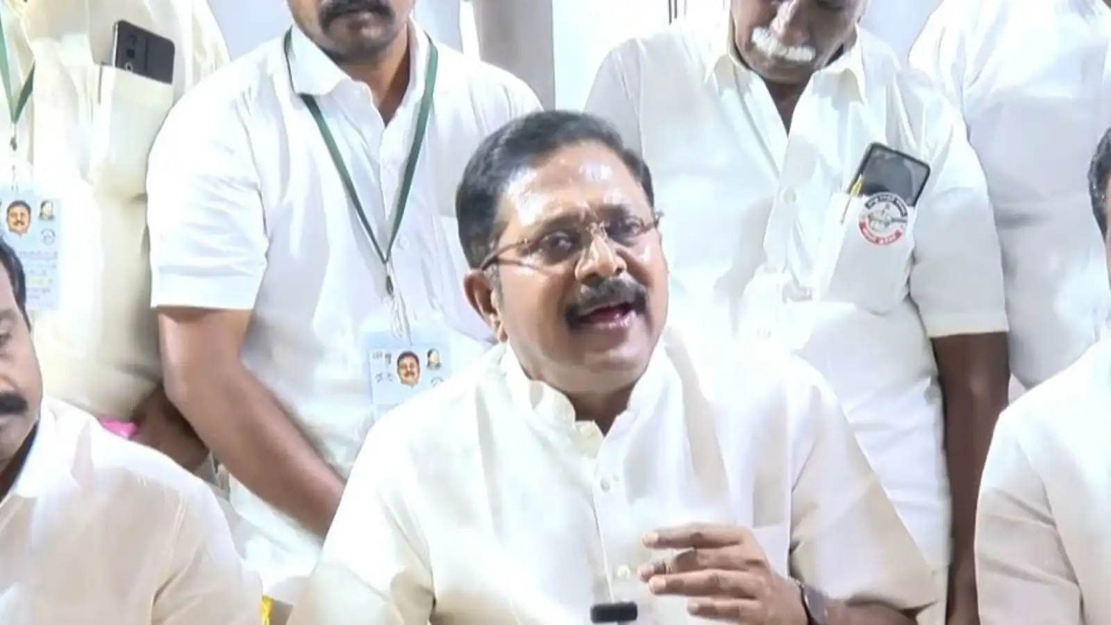 டிடிவி தினகரன், ஓபிஎஸ், செங்கோட்டையன், விஜய்… 2026 சட்டமன்றத் தேர்தலில் நினைத்து பார்க்காத கூட்டணி! 