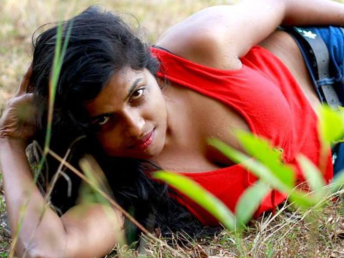 Jomol Joseph,ഞരമ്പൻ ചേട്ടന്മാരേ വെറുപ്പിക്കരുത്; യുവതിയുടെ കുറിപ്പ് -  jomol joseph facebook post about moral policing - Samayam Malayalam