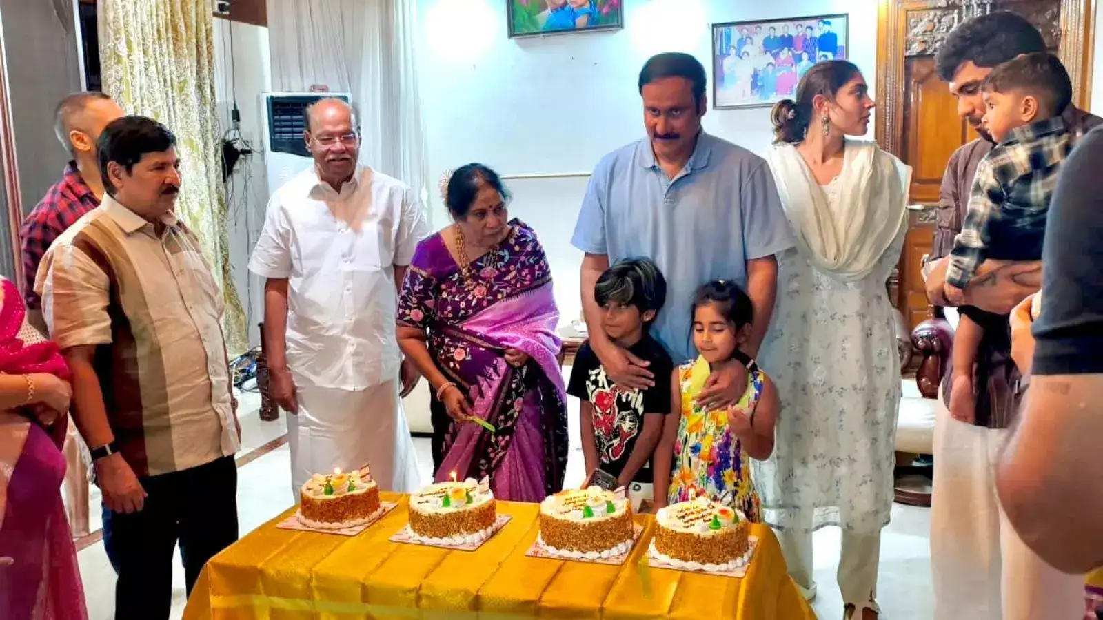 மீண்டும் பாமக தலைவராகும் ராமதாஸ்: மகளுக்கு புதிய பதவி கொடுக்க திட்டம்? 