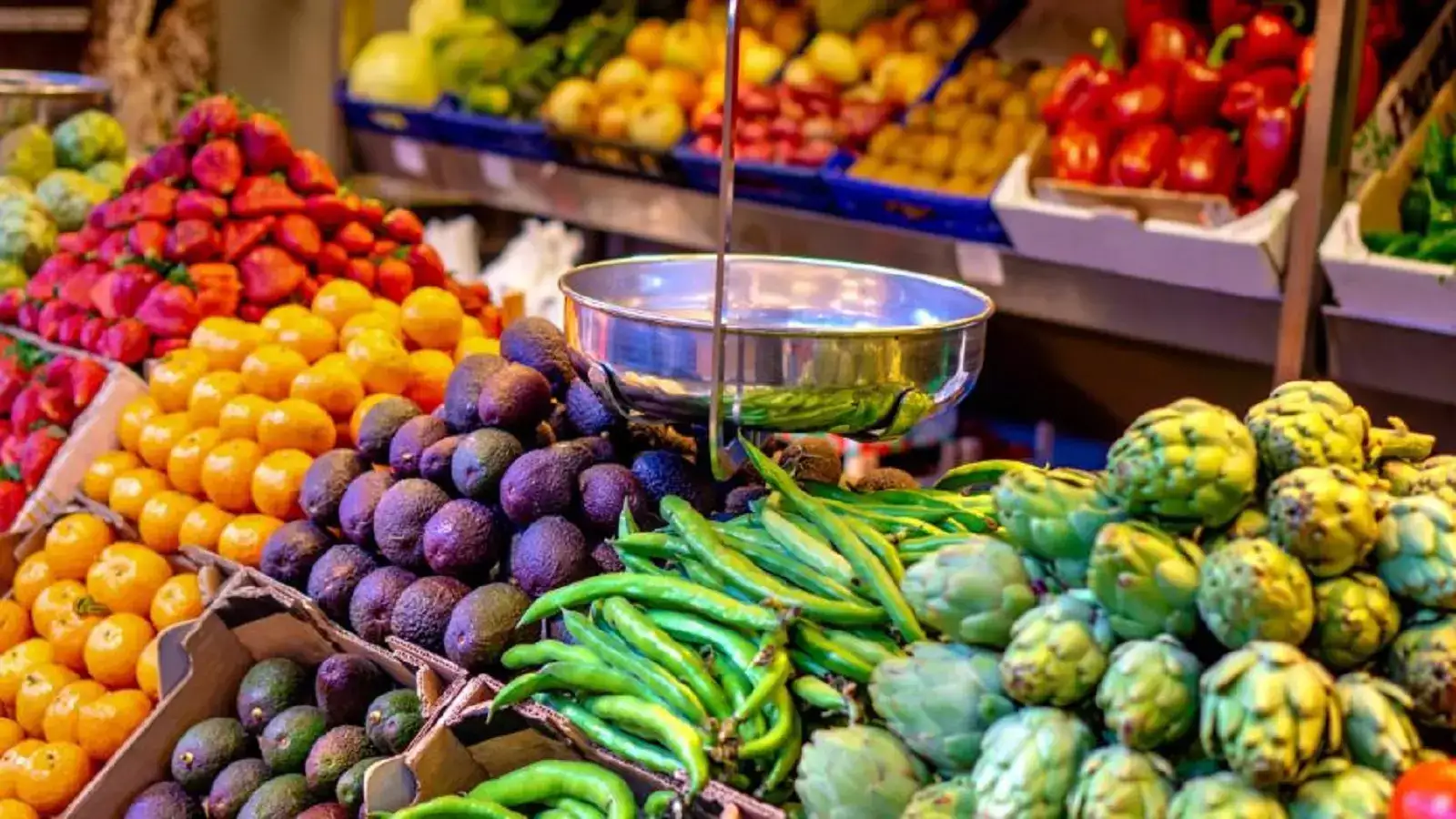 இன்றைய காய்கறி விலைப் பட்டியல் இதோ.. ரேட் பார்த்து வாங்குங்க!! 