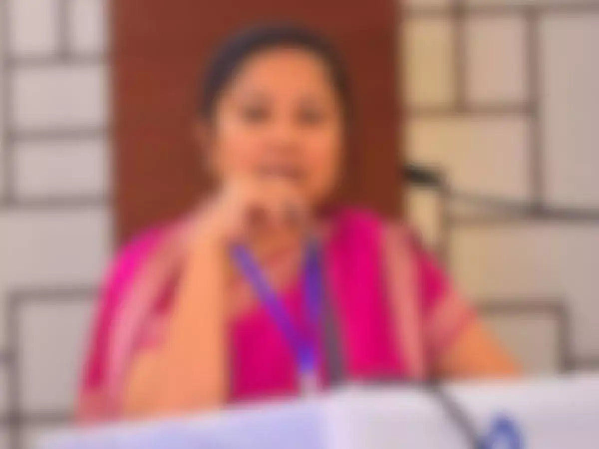 வெளியான அந்தரங்க புகைப்படங்கள்: பாஜக பெண் தலைவர் எடுத்த விபரீத முடிவு! 