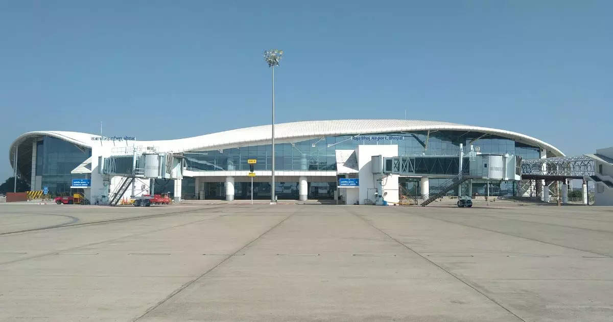 भोपाल एअरपोर्ट प्रथम स्थान