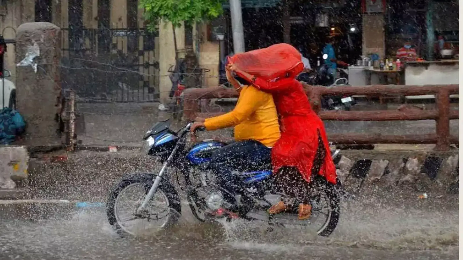 சென்னையில் இன்று வெயிலிலிருந்து விடுதலை: 9 மாவட்டங்களில் மழைக்கு வாய்ப்பு! 