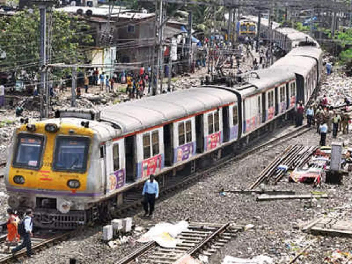 हार्बर लोकलबाबत मोठी बातमी; अनेक वर्षांपासूनचा प्रलंबित प्रश्न अखेर निकाली, वक्तशीरपणा वाढणार!