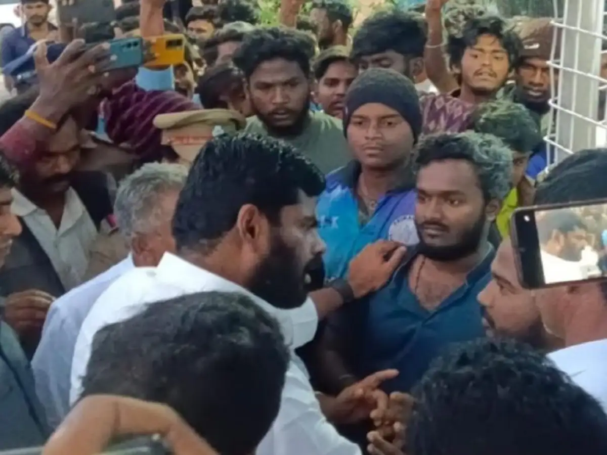 சேலத்தில் பாதயாத்திரை மேற்கொண்ட பாஜக அண்ணாமலை; கிறிஸ்து ஆலயத்திற்குள் செல்ல தடை விதித்ததால் பரபரப்பு! 