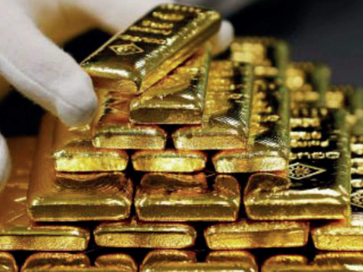 latest silver and gold rate: चांदी के आगे फीका पड़ा सोना, क्या है वजह?