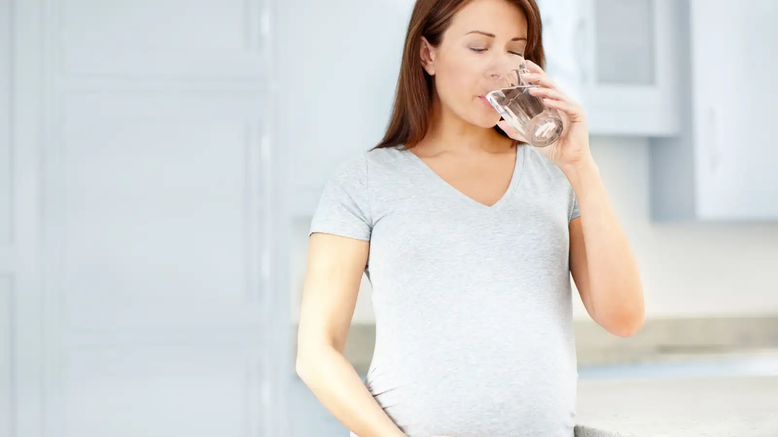 Hydration in Early Pregnancy: Why the First 12 Weeks Matter