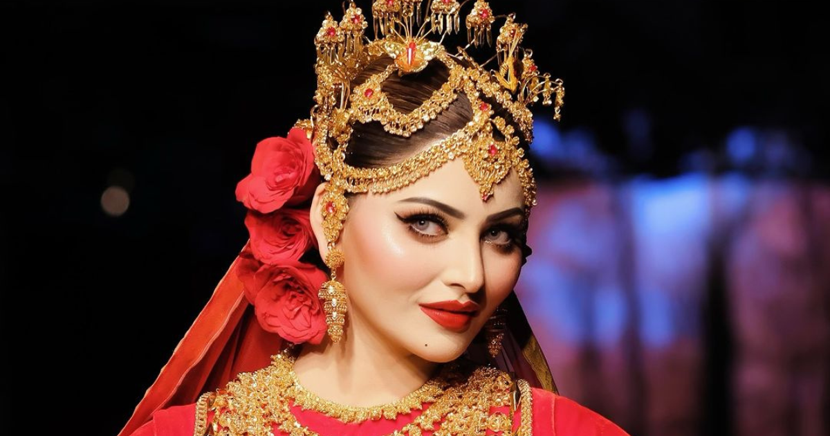 Urvashi Rautela Stuns in Manipur’s Traditional Potloi Dress Made of 24K Gold, Fans Call Her a Goddess