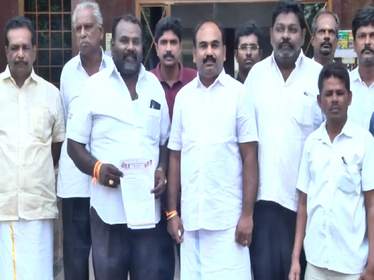 தூத்துக்குடியில் அனுமதியின்றி இயங்கி வரும் 68 டாஸ்மாக் கடைகள்; பாஜக கட்சியினர் மாவட்ட ஆட்சியரிடம் மனு! 