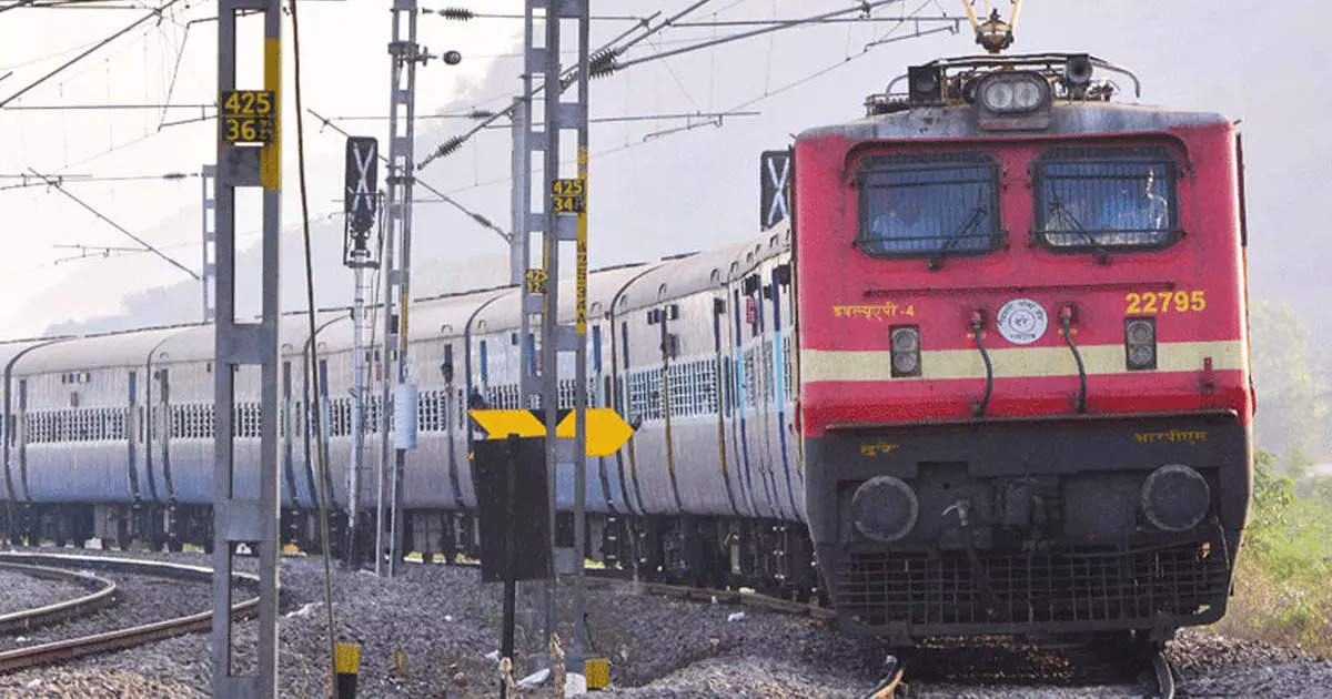 Indian Raiway News: How will your train run on time!  Elasticity is in the system itself