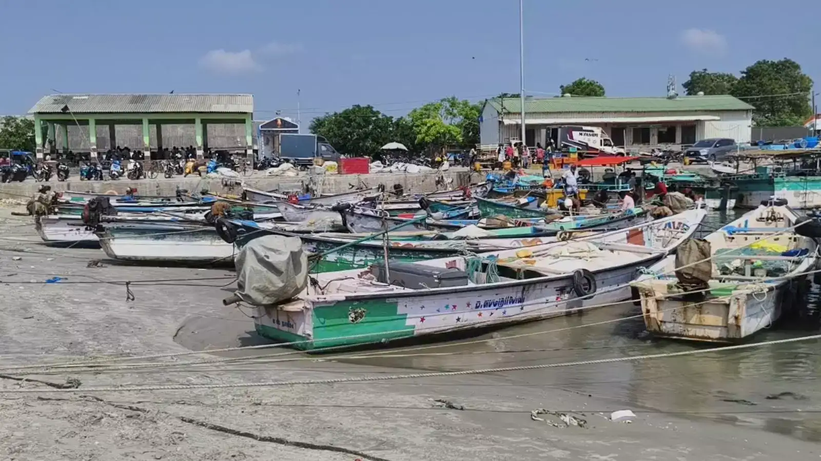 தூத்துக்குடி: புதிய போட் யார்டு அமைப்பால் மீன்பிடி தொழிலில் பாதிப்பு 