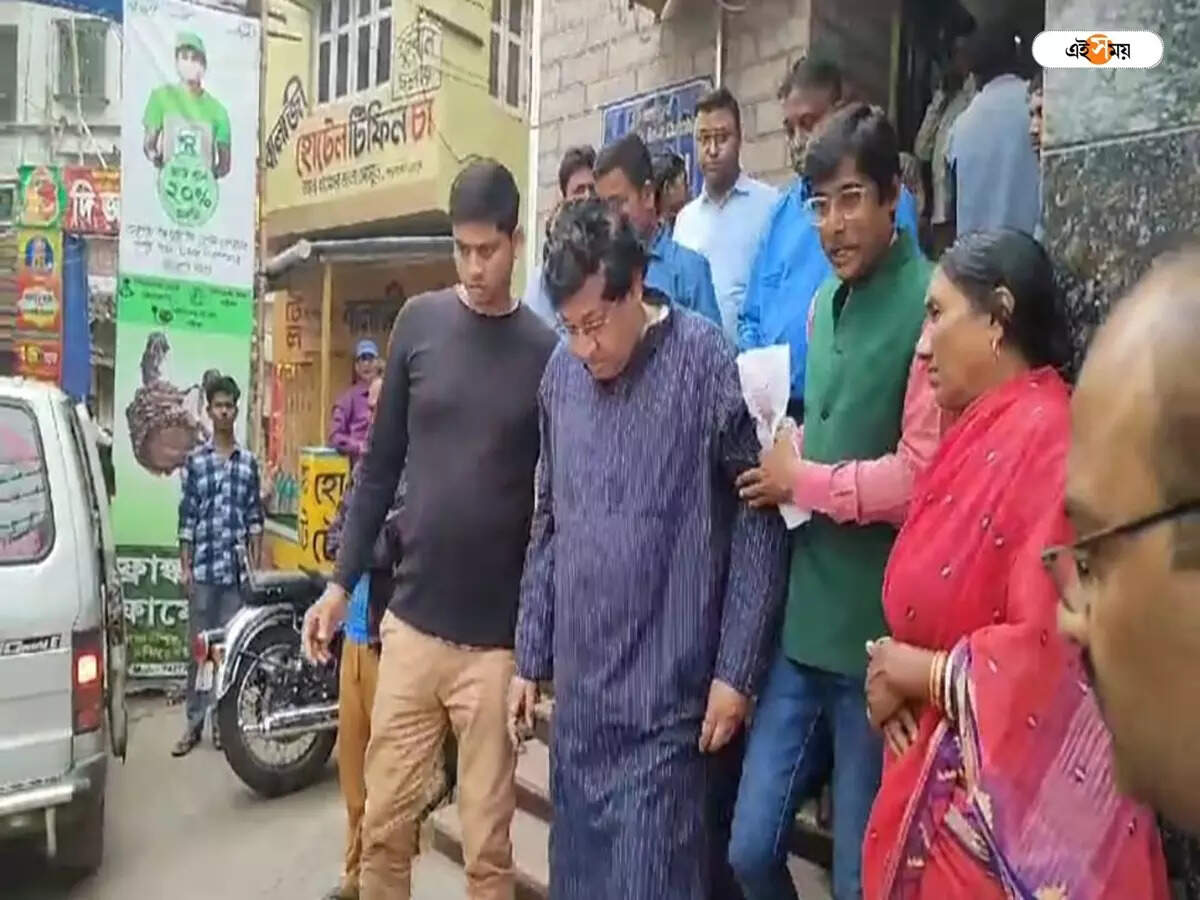 Soumen Mahapatra: দুর্ঘটনার মুখে সৌমেন মহাপাত্র, গুরুতর আহত অবস্থায় হাসপাতালে চিকিৎসাধীন – soumen mahapatra admitted in kolkata private hospital