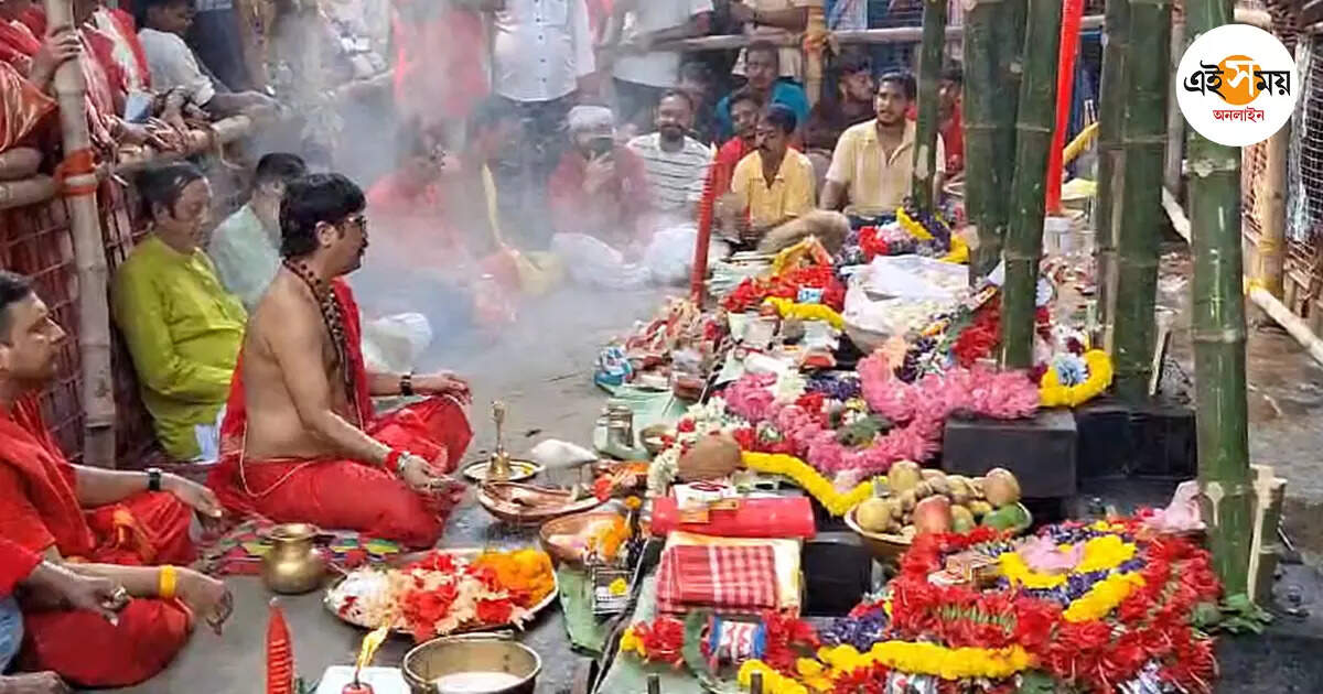 Naihati Boro Maa,কাঠামোপুজোয় শুরু বড়মার পুজো প্রস্তুতি – naihati boro maa kali structure puja started on day of lakshmi puja