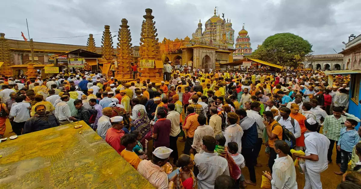 खंडोबा देवाची सोमवारी सोमवती यात्रा, वाहतूक कोंडी टाळण्यासाठी जेजुरी मार्गावरील वाहतुकीत बदल