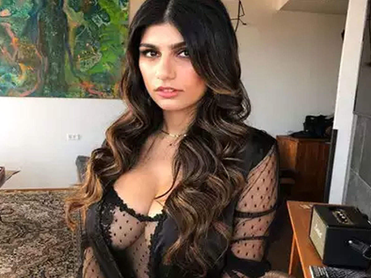 1200px x 900px - Mia Khalifa Interview: Porn Star Mia Khalifa Says, She Earned Very Few  Money From Porn Industry - à¤®à¤¿à¤¯à¤¾ à¤–à¤²à¥€à¤«à¤¾: à¤ªà¥‰à¤°à¥à¤¨ à¤«à¤¿à¤²à¥à¤®à¥‹à¤‚ à¤¸à¥‡ à¤•à¥‡à¤µà¤² 8.5 à¤²à¤¾à¤– à¤°à¥à¤ªà¤¯à¥‡  à¤•à¤®à¤¾à¤