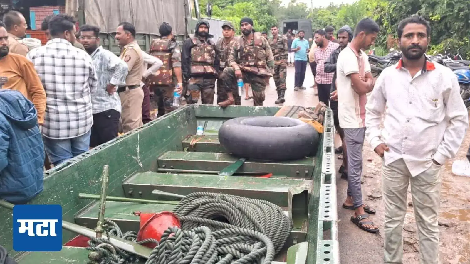 धाराशिवमध्ये महापूर! 92 गावे पुराच्या विळख्यात, शेतीपिकांचे प्रचंड नुकसान; परंडातील स्थिती गंभीर धाराशिवमध्ये महापूर! 92 गावे पुराच्या विळख्यात, शेतीपिकांचे प्रचंड नुकसान; परंडातील स्थिती गंभीर