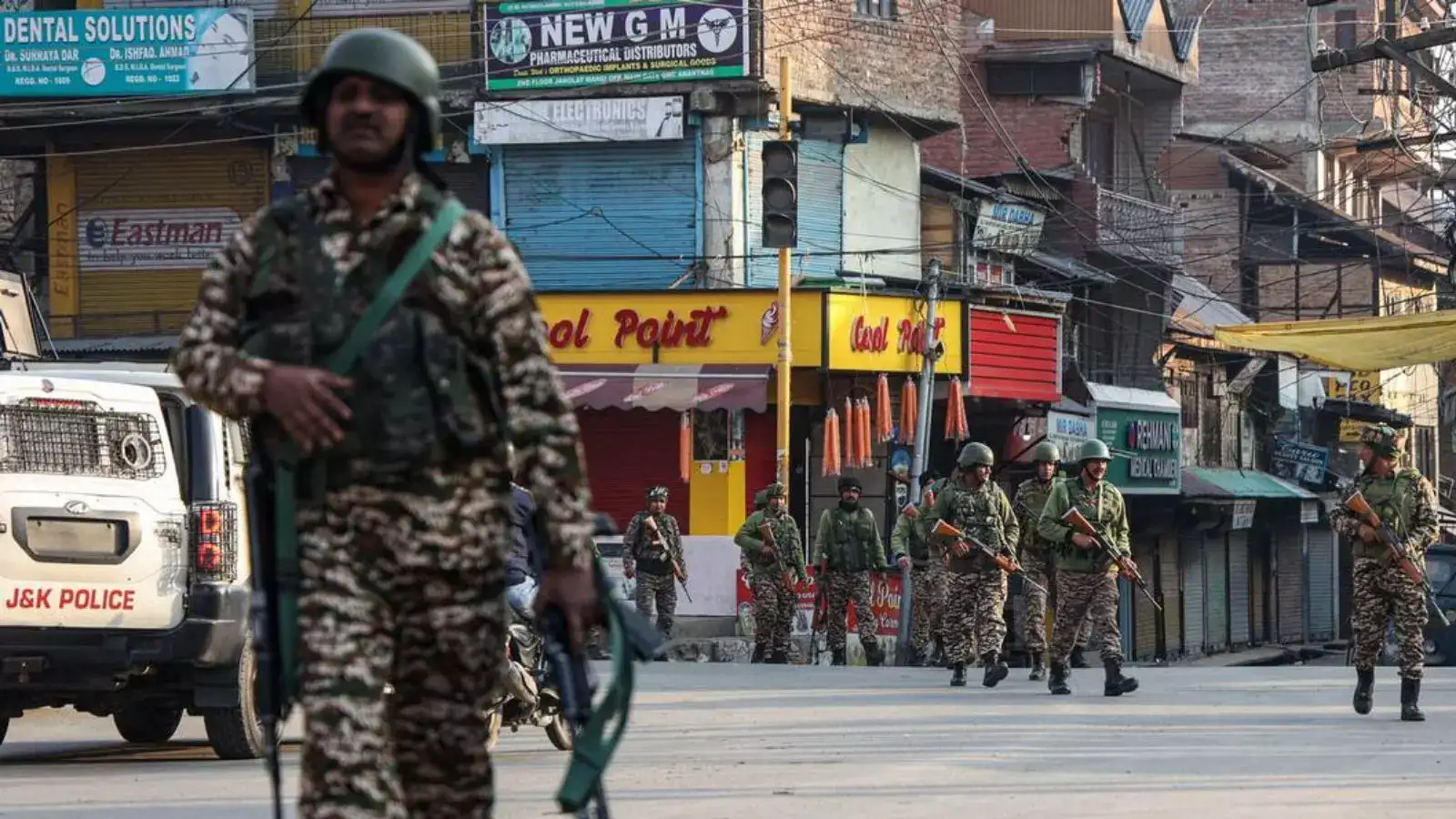 காஷ்மீரில் தமிழக மாணவர்கள்: எப்போது அழைத்து வரப்படுவார்கள்? பாதுகாப்பை உறுதி செய்த தமிழக அரசு! 