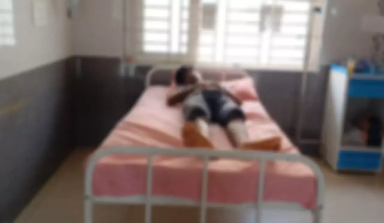 பேருந்தில் தகராறு: கரூரில் தலித் மாணவன், அவரது பாட்டி மீது தாக்குதல்! 