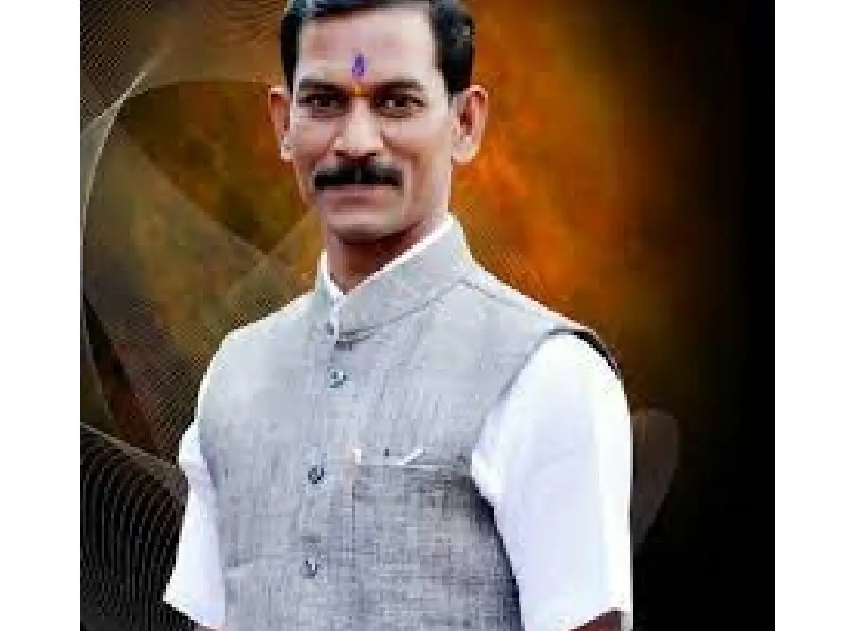 Manish Shrinivas Murder Case,सफेलकरची पदांवरून हकालपट्टी - manish ...