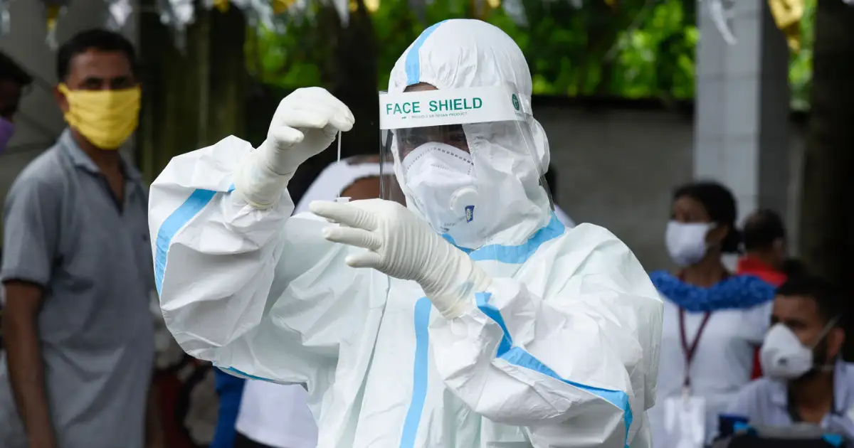 Omicron Sub Variant JN.1,Covid à¤¨à¥ à¤«à¤¿à¤° à¤­à¥à¤à¤¾ à¤¨à¤¯à¤¾ à¤µà¤¾à¤¯à¤°à¤¸, à¤ªà¤¹à¤²à¥ à¤¸à¥ à¤à¥à¤¯à¤¾à¤¦à¤¾ à¤à¤¤à¤°à¤¨à¤¾à¤, à¤µà¤¾à¤ªà¤¿à¤¸ à¤²à¤¾à¤¨à¥ à¤ªà¤¡à¤¼à¥ à¤¯à¥ à¤à¥à¤, 3 à¤µà¤à¥à¤¤ à¤¯à¤¾à¤¦ à¤°à¤à¥à¤ - covid sub variant cases surges in many countries including