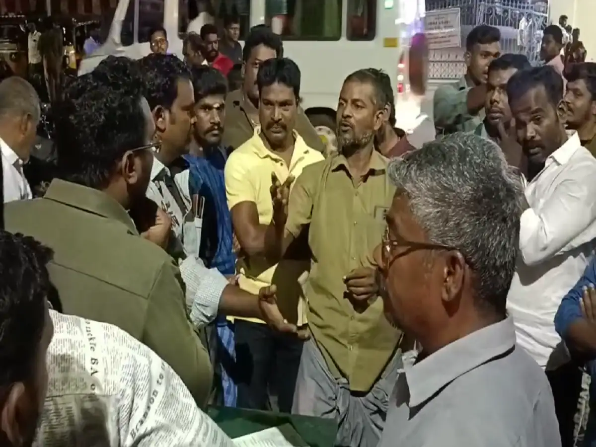 திண்டுக்கல் பழனி தண்டாயுதபாணி கோவில் நிர்வாகம்; குறைந்த விலையில் சேவல் ஏலத்தை தொடங்க கோரிக்கை! 