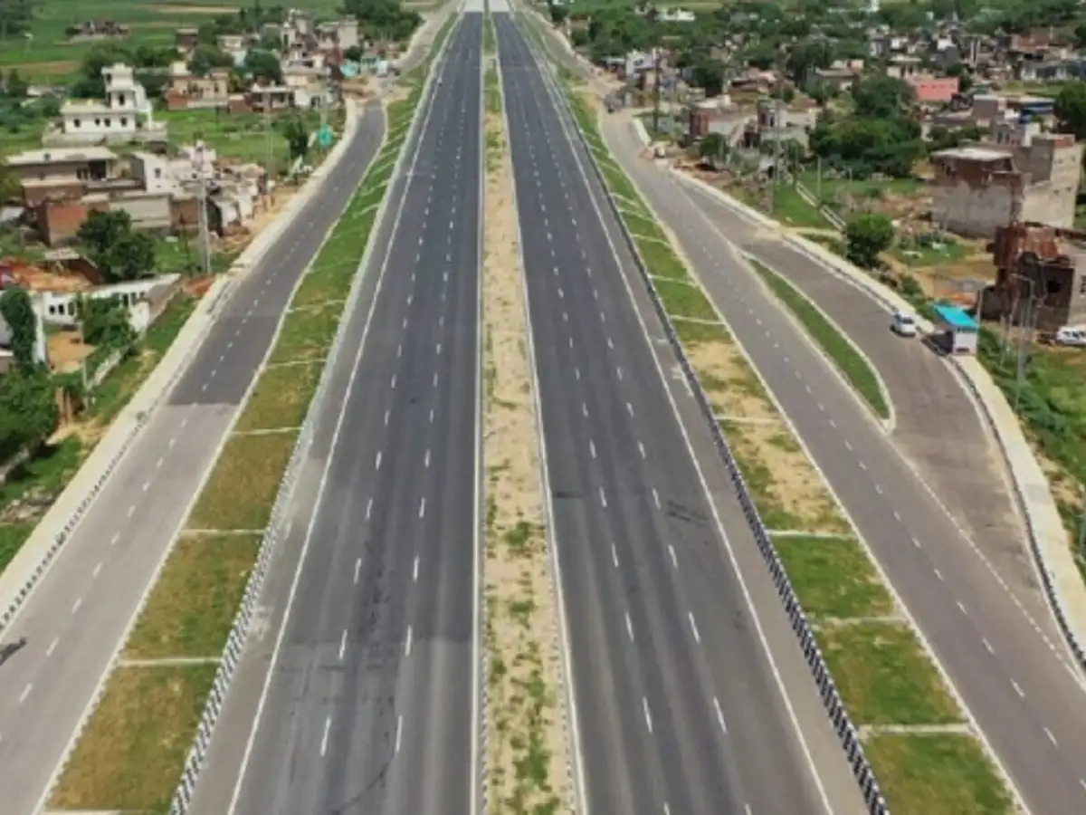 விழுப்புரம் நாகை நான்கு வழிச்சாலை திட்டப்பணி... இந்தப் பகுதியில் கனரக வாகனங்கள் செல்ல தடை! 