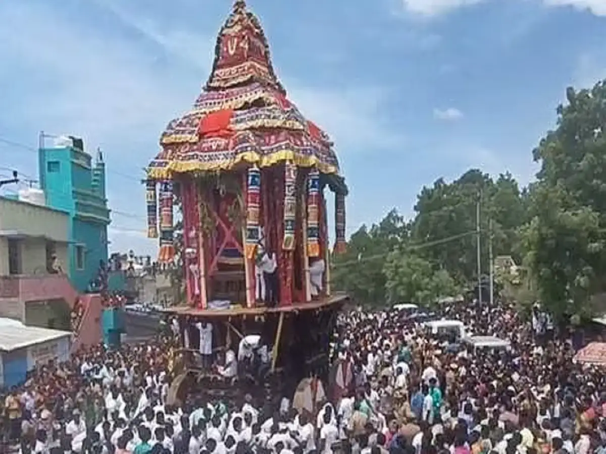 தர்மபுரி.... வெகு விமர்சையாக கொண்டாடப்பட்ட ஶ்ரீ காணியம்மன் கோவில் தேரோட்டம்! 