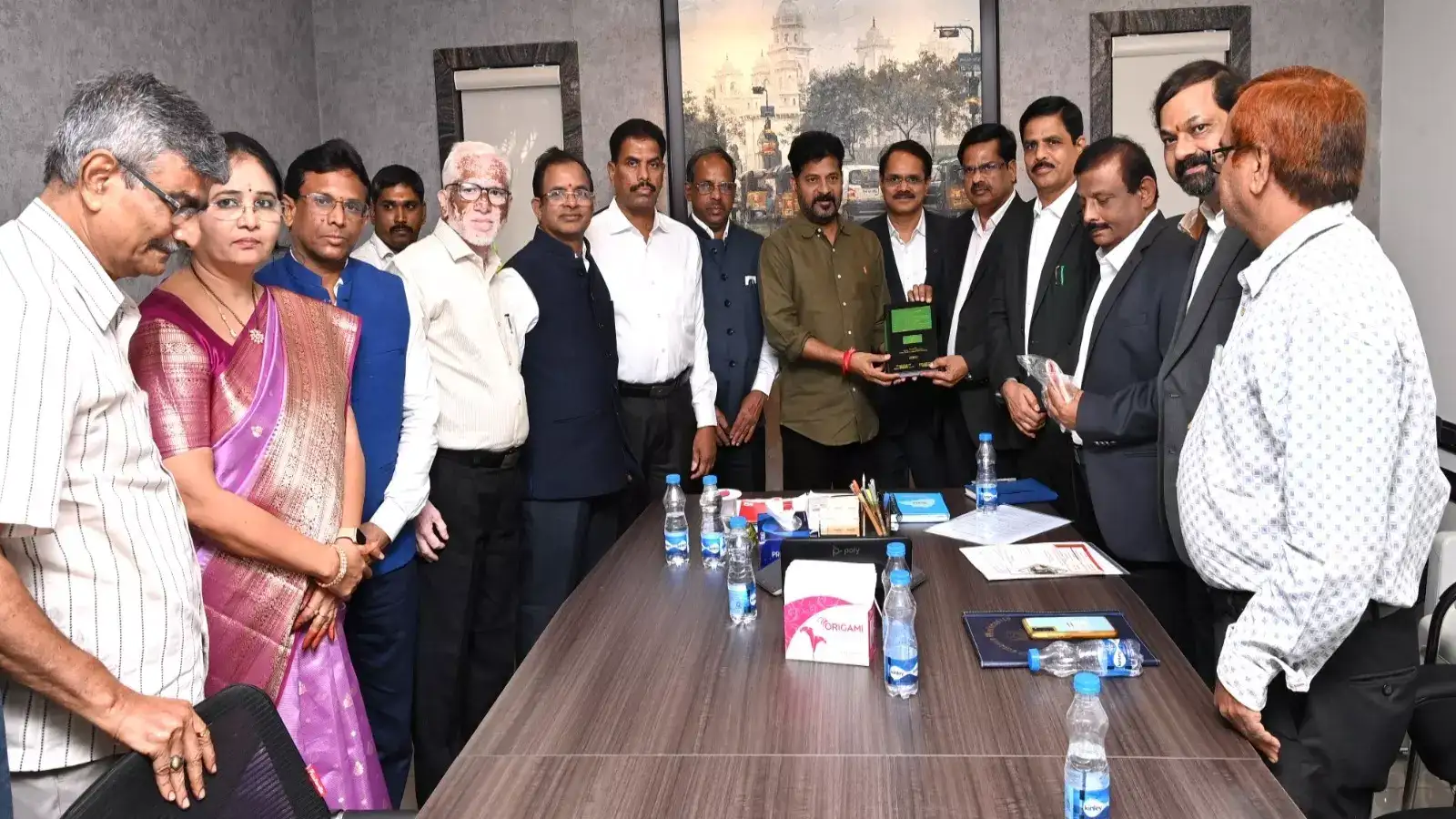 తప్పు జరిగితే ఆశ్చర్యకరమైన నిర్ణయాలు.. వర్సిటీ వీసీల సమావేశంలో సీఎం రేవంత్