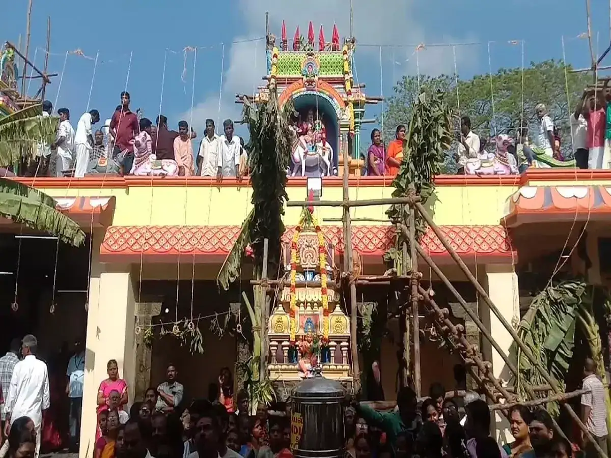 காஞ்சி அறம் வளத்தீஸ்வரர் கோவிலில் கும்பாபிஷேகம்! 