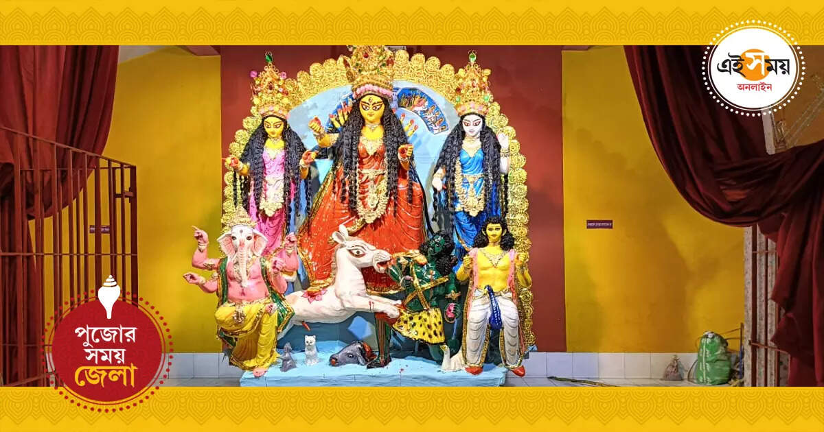 Duttapukur Roy Bari Durga Puja,স্বপ্নাদেশ পেয়েই তালপাতার ঘরে পুজোর প্রচলন করেন রাজা কৃষ্ণচন্দ্রের বংশধর – history of duttapukur roy bari durga puja