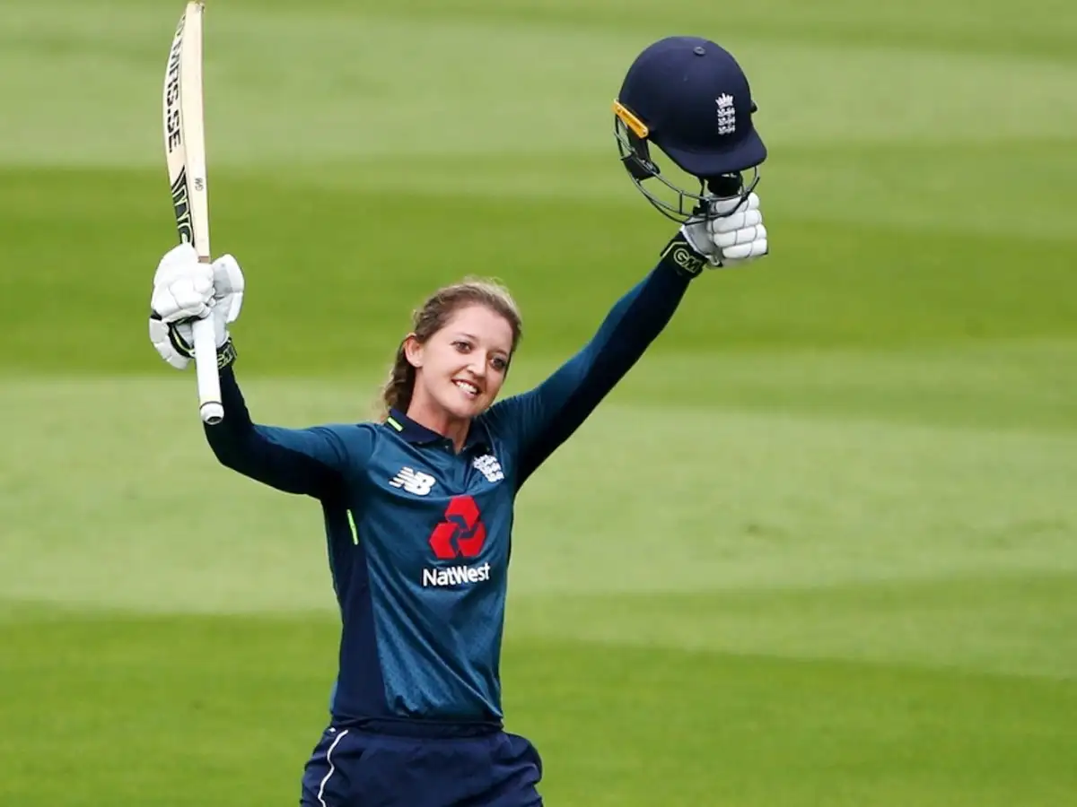 Sarah Taylor Nude Pic,நிர்வாண போட்டோவை வெளியிட்ட இங்கிலாந்து கிரிக்கெட்