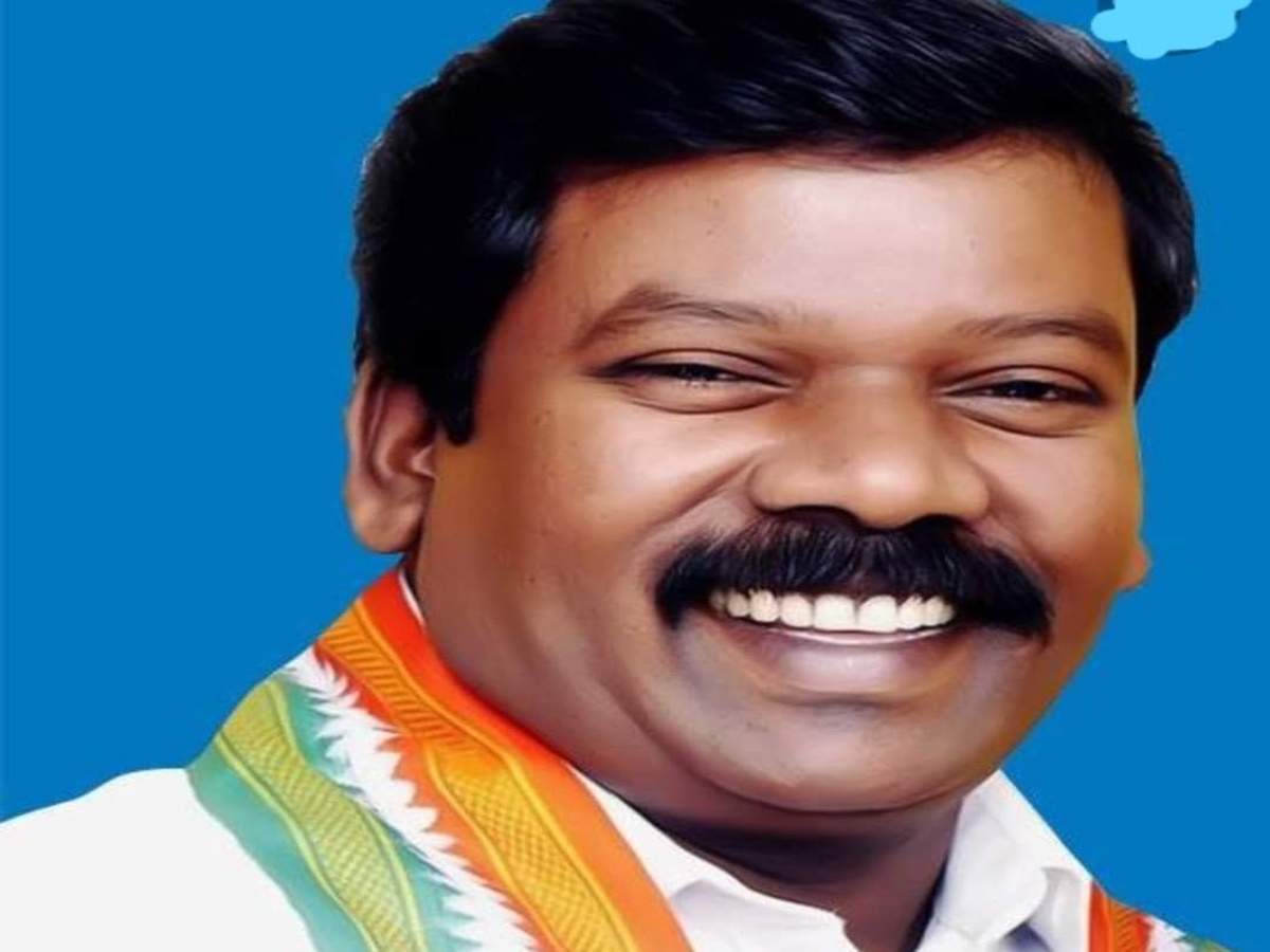 Selvaperunthagai,முடிவுக்கு வந்த இழுபறி: காங்கிரஸ் சட்டமன்றக் குழுத் தலைவர் தேர்வு! - tamil nadu congress legislative party leader selvaperunthagai - Samayam Tamil