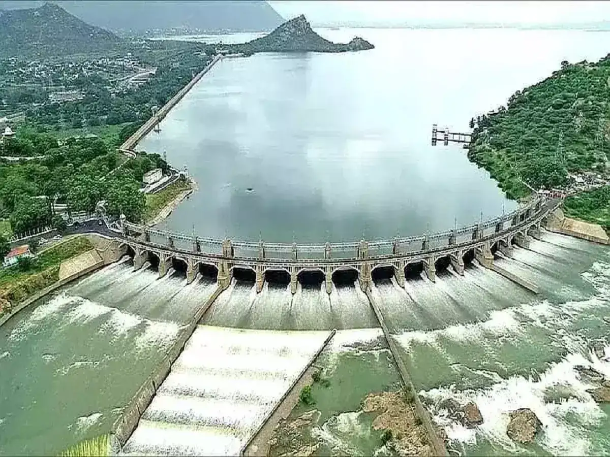 மேட்டூர் அணை: 5 நாட்களுக்கு மட்டுமே தண்ணீர்! 