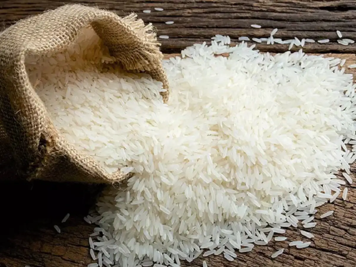 தங்க விலைக்கு நிகராக ஏற்றம் கண்டுள்ள அரிசியின் விலை...குமரியில் இல்லத்தரசிகள் அதிருப்தி! 