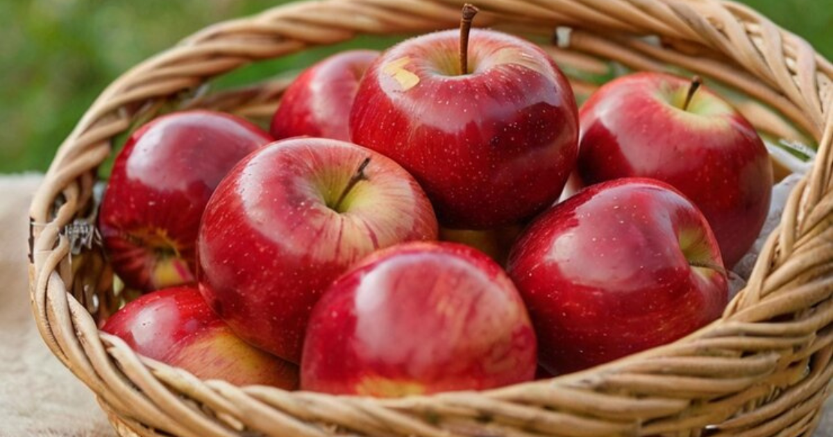 Advantages and disadvantages of eating apple, know who should eat apple, when and how