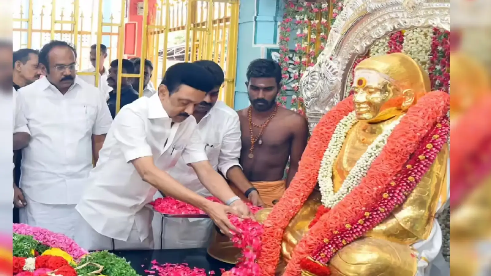 தேவர் ஜெயந்தி: பசும்பொன் நினைவிடத்தில் முதல்வர் முக ஸ்டாலின் மரியாதை! 