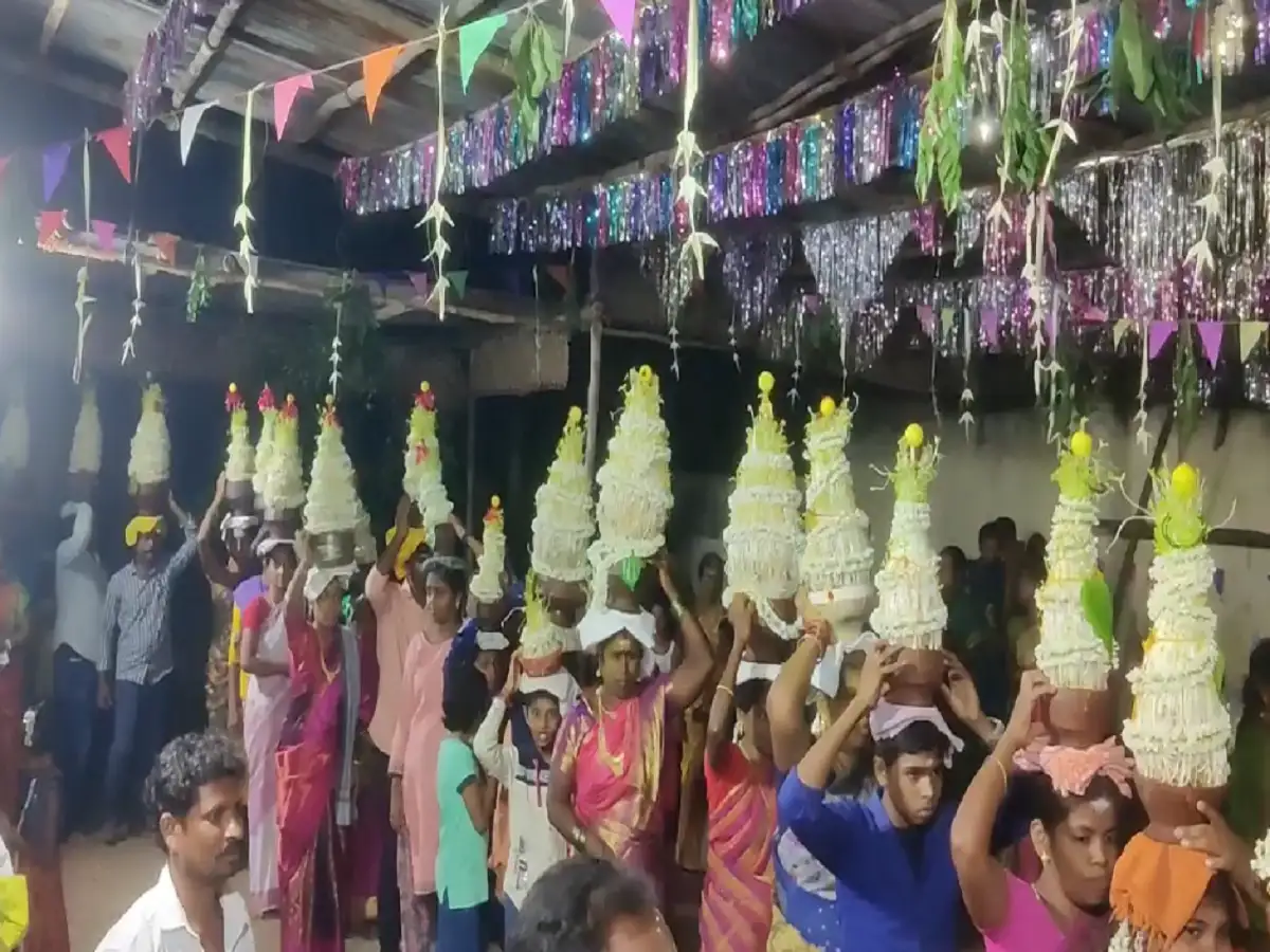 மயிலாடுதுறை; சீர்காழியில் ஆடி மாத திருவிழா கொண்டாட்டம்! 