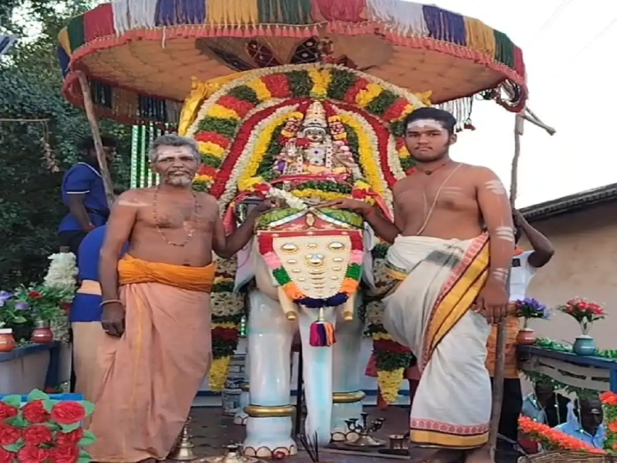 புதுக்கோட்டை ஆலங்குடி ஐயப்பன் திருக்கோவில் யானை வாகனத்தில் எழுந்தருளி பக்தர்களுக்கு காட்சி! 