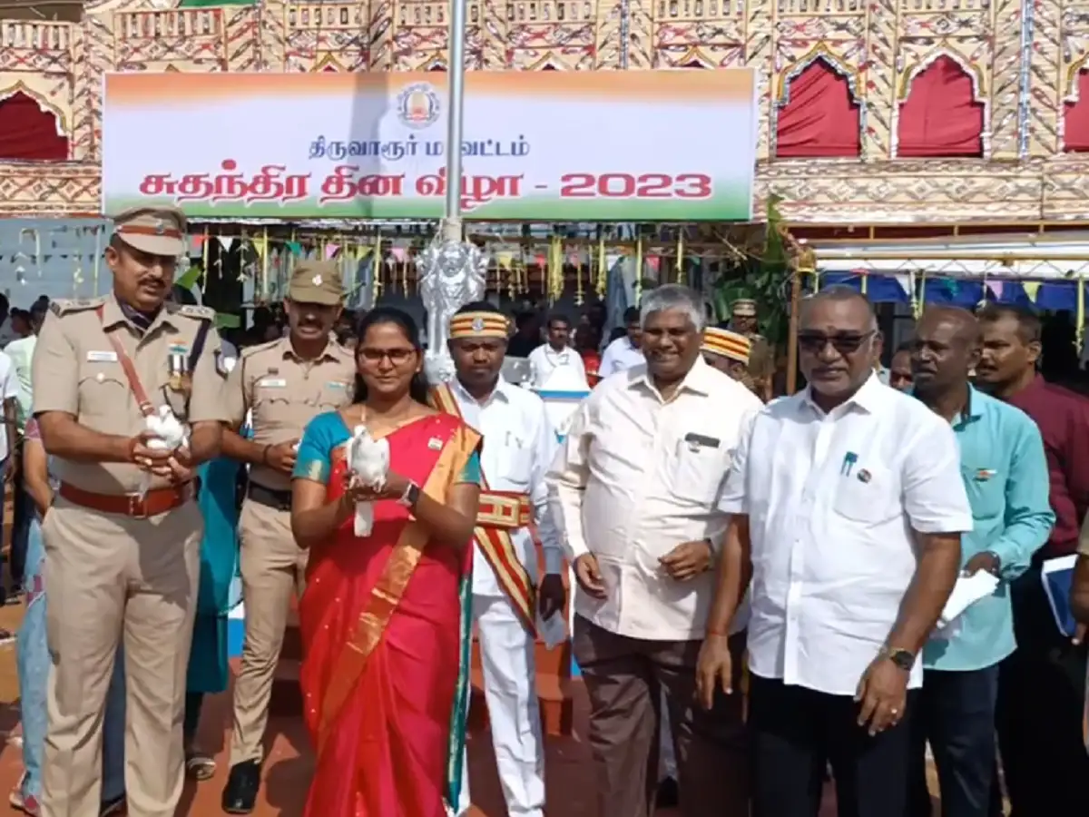 திருவாரூரில் ஆட்சியர் தலைமையில் சுதந்திர தின விழா கொண்டாட்டம்; 9 லட்சத்தில் நலத்திட்ட உதவிகள்! 