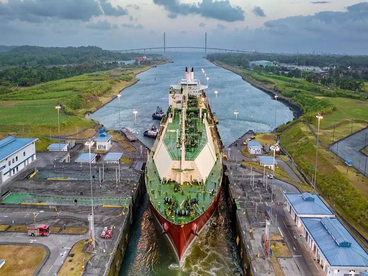Panama Canal: பனாமா கால்வாய் வறட்சி.. ஸ்தம்பித்த உலக வர்த்தகம்! 