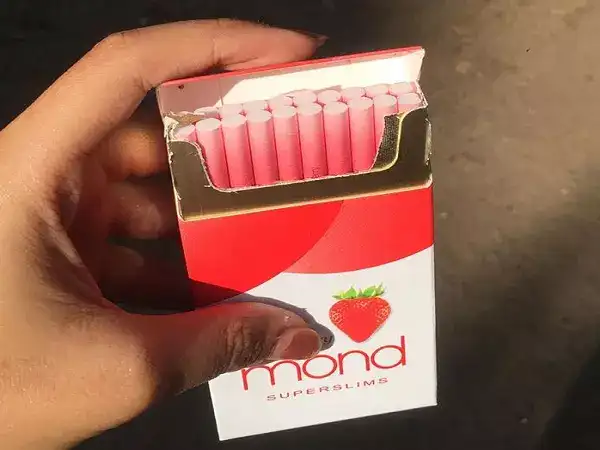 சிகரெட் இறக்குமதியில் மோசடி.. ரூ.2 கோடி சரக்கு சிக்கியது! 