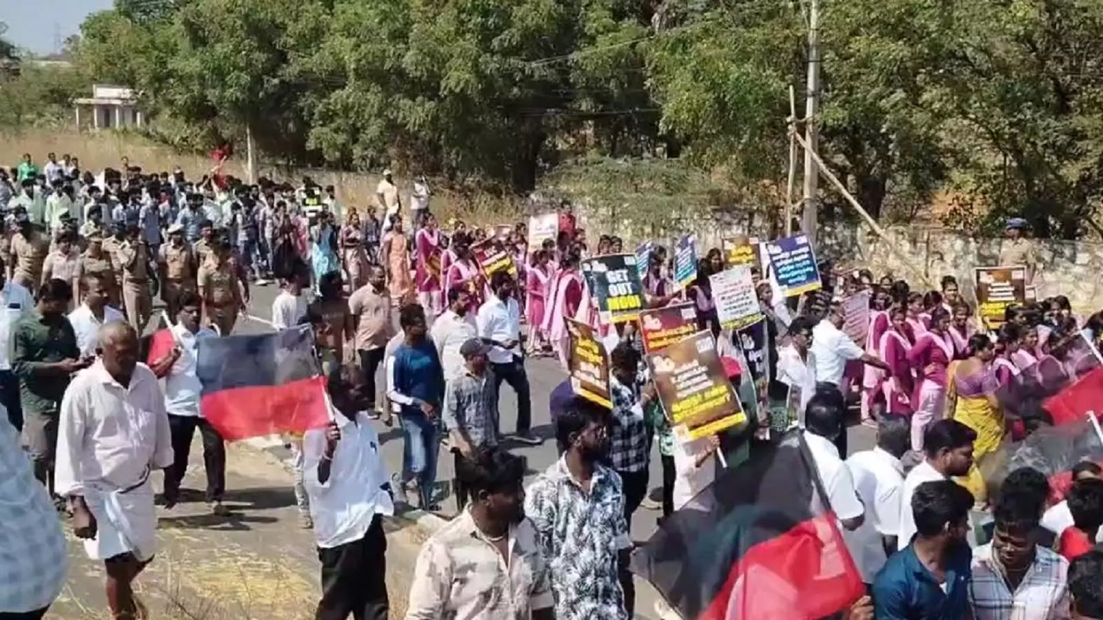 நெல்லையில் இந்தி எதிர்ப்பு ஆர்ப்பாட்டம்: மகேந்திரகிரி விண்வெளி ஆராய்ச்சி மையம் முற்றுகை..! 