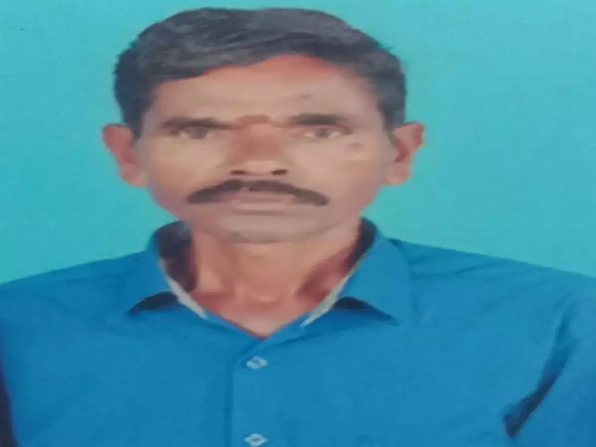 வீட்டின் மேற்கூரை விழுந்து முதியவர் பலி - விழுப்புரத்தில் அதிர்ச்சி 