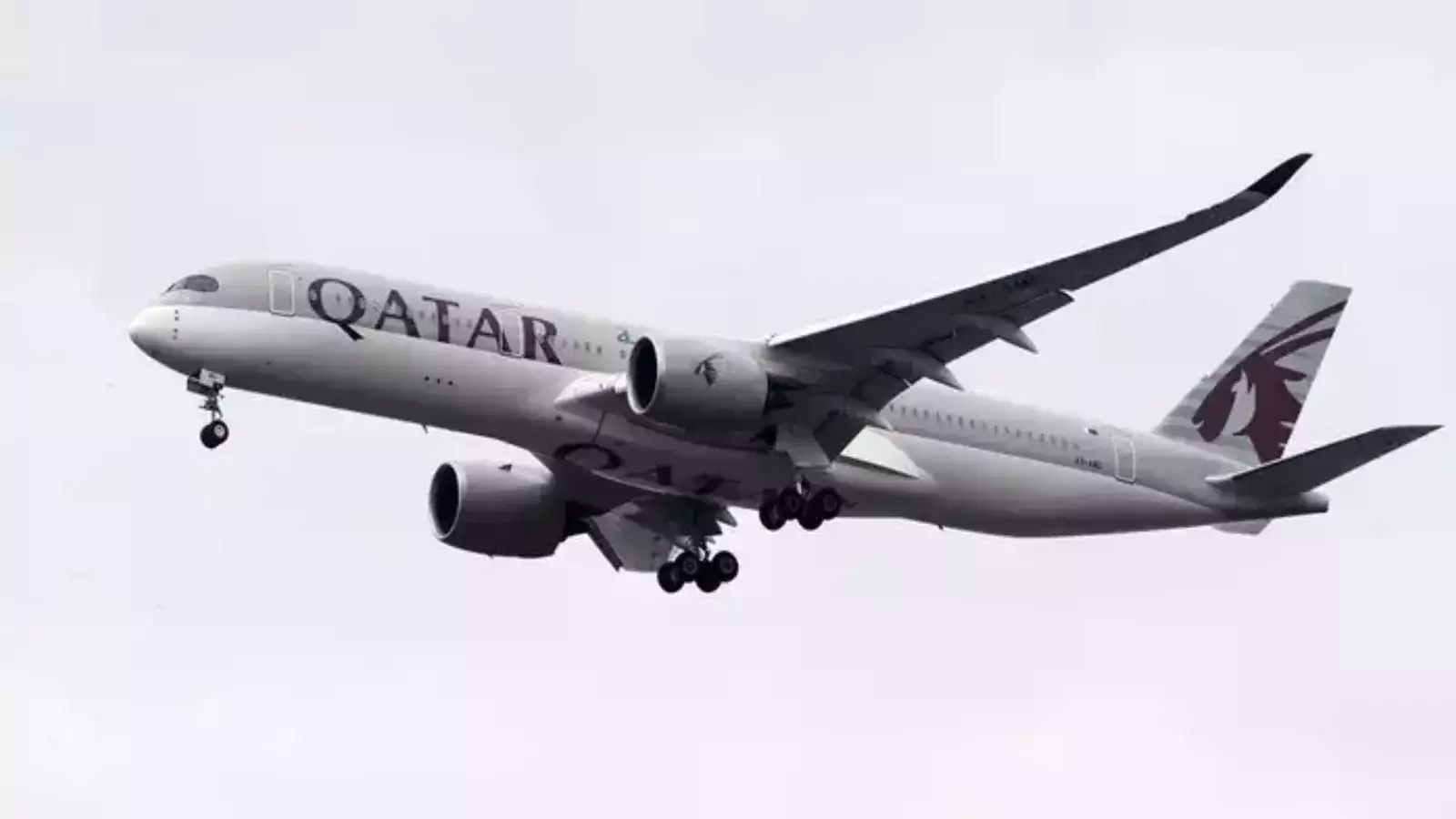 அடுத்தடுத்து குலுங்கும் விமானங்கள்.. அப்போ சிங்கப்பூர்.. இப்போ கத்தார்.. பயணிகளுக்கு என்ன ஆச்சி ?? 