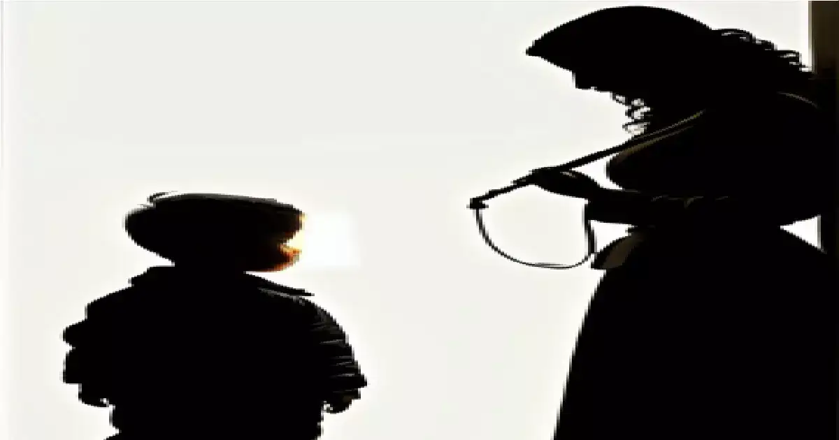 आई-वडिलांना मानसिक विकार, लेकराला आत्याचा लळा; मुलाच्या पालकत्वाबाबत कोर्टाचा मोठा निर्णय आई-वडिलांना मानसिक विकार, लेकराला आत्याचा लळा; मुलाच्या पालकत्वाबाबत कोर्टाचा मोठा निर्णय