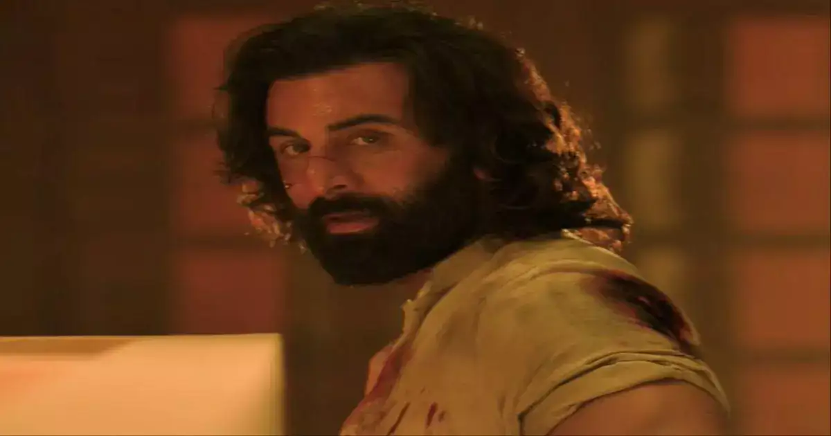 அனிமல் பட ஹீரோ ரன்பீர் கபூர் மீது வழக்கு பதிவு.. சர்ச்சையில் சிக்கிய ரன்பீர்... 