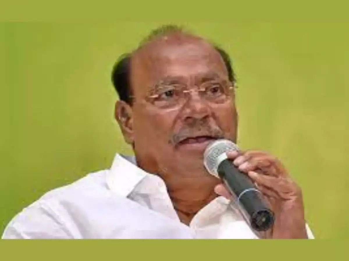 மாணவர்களிடம் கொள்ளையடிப்பதா? பேராசிரியர் பணிக்கான தகுதி தேர்வு விண்ணப்பக் கட்டணம் உயர்வு.. திமுகவுக்கு மருத்துவர் ராமதாஸ் கண்டனம்! 