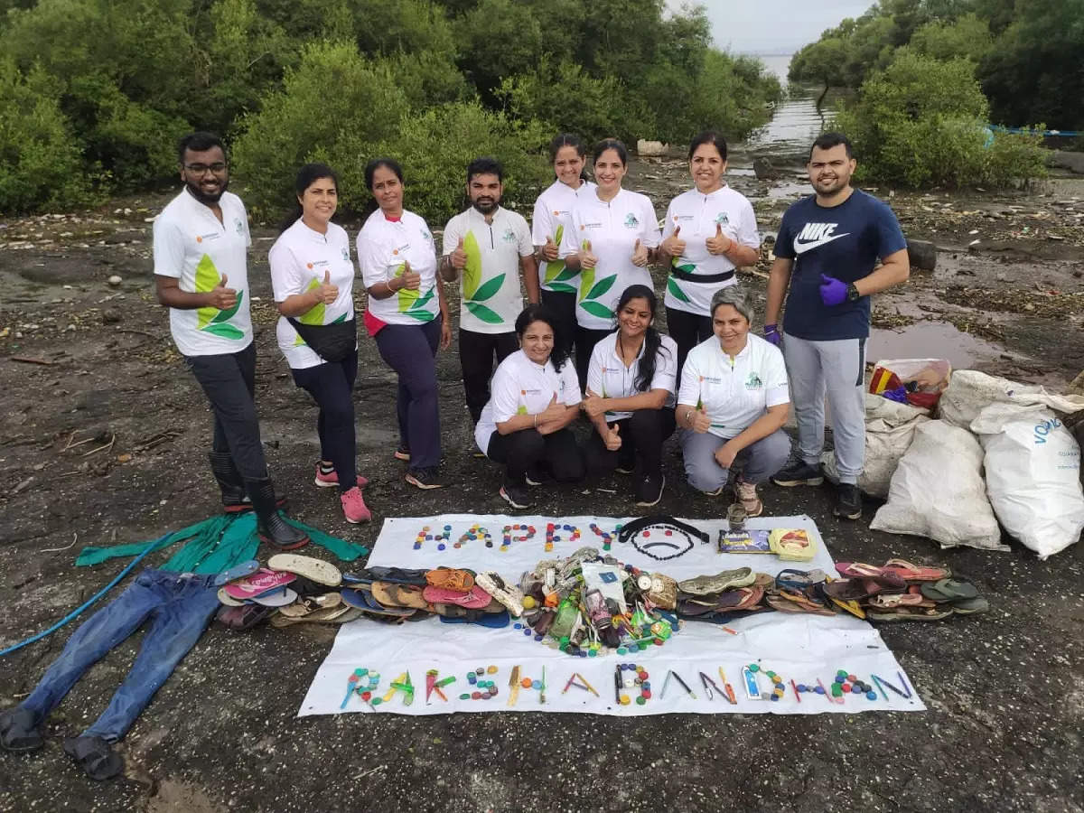 कचऱ्यापासून बनवली राखी अन् पर्यावरण रक्षणासाठी घेतला पुढाकार; या फाऊंडेशनचा स्तुत्य उपक्रम